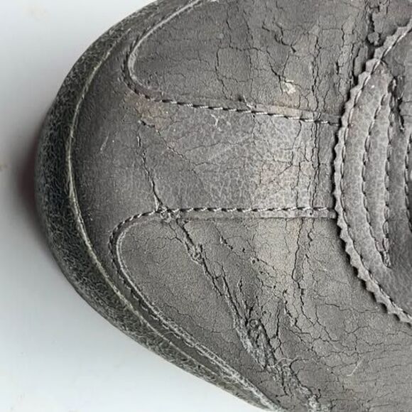 Adidas Original Samoas size 9 women’s dark grey and white - Picture 8 of 9